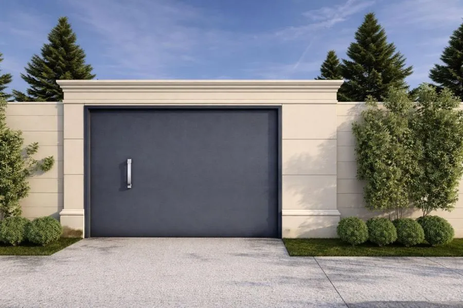 Fachada com portão da garagem — Casa com 2 dormitórios sendo uma suíte, garagem e quintal