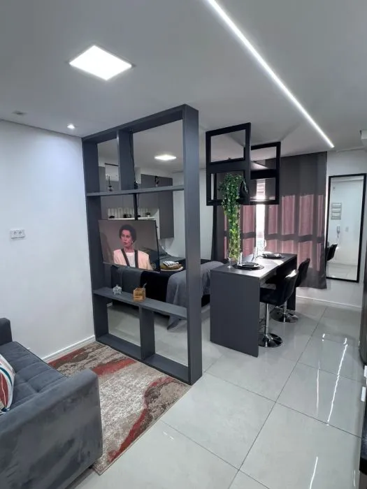 Sala de estar com home office — Carménère